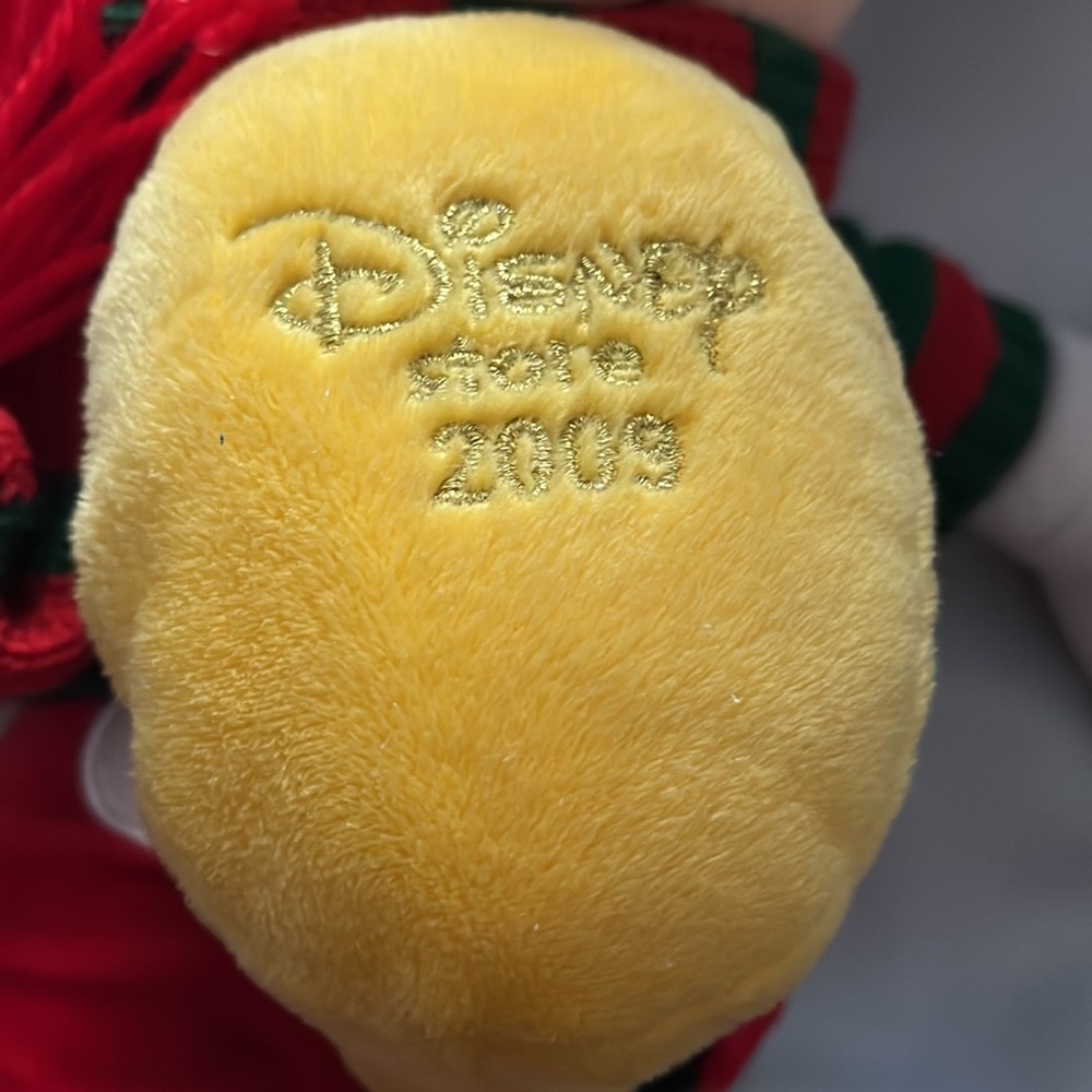 2009 Disney Store Mickey Mouse Holiday Plush - Picture 4 of 4